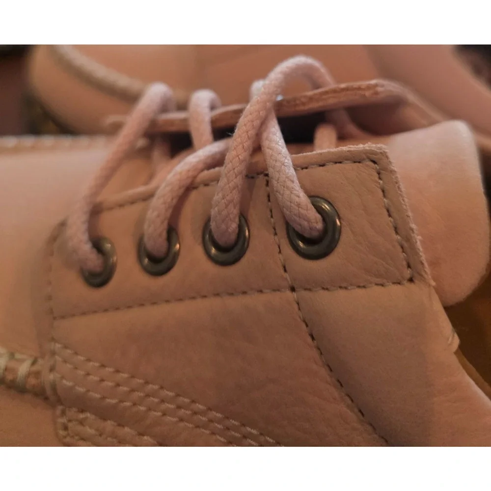 Dr. Martens Lowell Lace-Up Shoes Women 9 Pink Nubuck Leather Moc Toe Casual NWOB